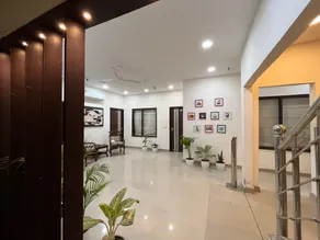 Hotel The Benz - Image 3