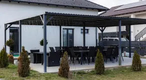 Laura Apartmanház - Image 4