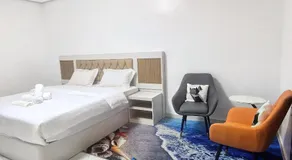 OYUSTAY Clark Terrace condo Staycation with 2 beds near airport HANN CASINO - Image 2