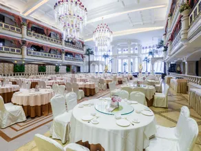 Royal Mediterranean Hotel - Image 3