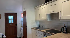 Countryside cottage near award-winning Woodchurch - Image 5