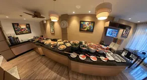 Real Hotel - Image 4