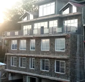 The Mall Street Hotel Murree - Image 4