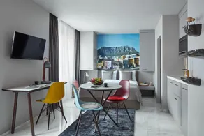 Skyreach BizzStay - Image 3
