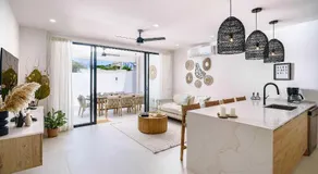 Walk to Beach, NEW LUX 4BD Villa & Pool! Near Holetown - Image 3