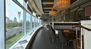 Diplomat Hotel - Image 4
