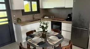 Trifhouse - Village and Sea escape - Image 4