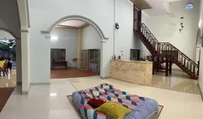 Village homestay family garden - Image 5
