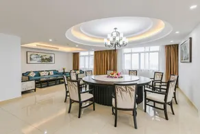 Haonianhua Business Hotel - Image 5