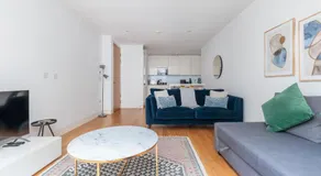 Luxury Holiday Let @ London City - Image 2