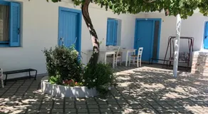 Acrotel Sofia's Guest House - Image 5