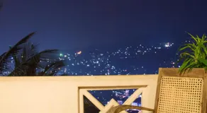 Holiday Stay Inn - Image 3