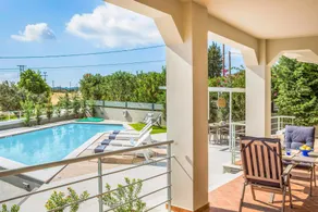 Villa Magnolia in Karavados - Image 2