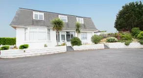 Three Beaches Holiday Apartments - close to Goodrington beach in Paignton - Image 4