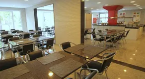 Hotel Confiance Batel - Image 3