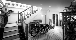 COME-PANG HOTEL - Image 4