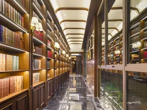 James Joyce Coffetel Chengdu Chunxi Road Taisheng South Road Metro Station - Image 5
