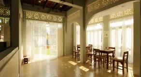 Lada House - Image 2