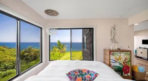 Sealodge A2 Romantic Ocean View Oasis with Pool - Image 2