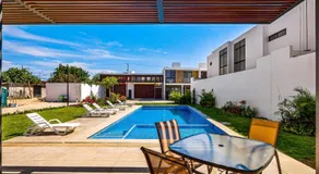 2-story home near the beach with outdoor pool, patio, washer/dryer, streaming - Image 2