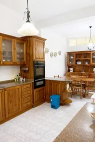 Spacious Seafront 3BR Apartment in Sliema - Image 3