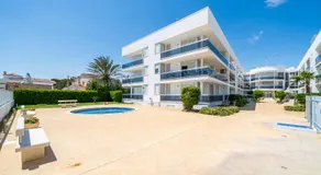 Hauzify I Apartaments Blue Riviera 2-4 - Image 3