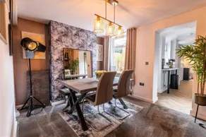 Peaceful Retreat in Telford with Modern Amenities - Image 3
