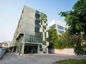 B2 Green Boutique and Budget Hotel - Image 2