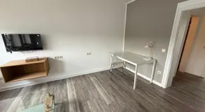 EMAS 1 Wohnung mit 2 Einzelbetten, Küche, WLAN, TV - Image 4