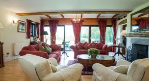 The Red Barn - Image 3