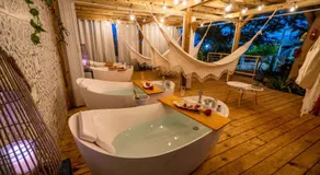 La Jamaca - An Island Vibe Hotel - Image 3