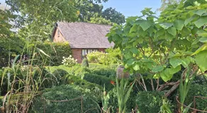 The Smarden Snug for garden lovers - Image 4