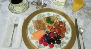 The Bridges Inn at Whitcomb House B&B - Image 5