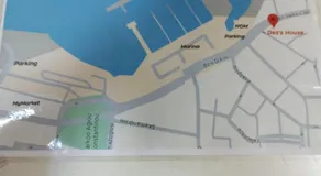 Des's house - Image 4