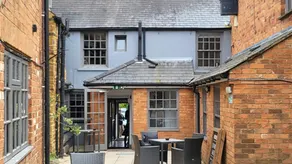 Unicorn Inn - Image 3