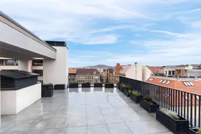 New Blue Danube -Apartment with Balcony & Parking - Image 5