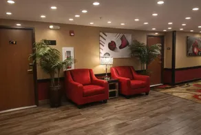 Woodland Inn and Suites Extended Stay - Image 3