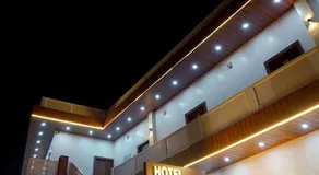 Hotel Ganga Banquet And Restaurant - Image 4