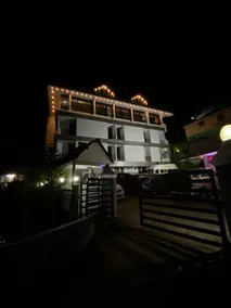The Regency Hotel - Image 4