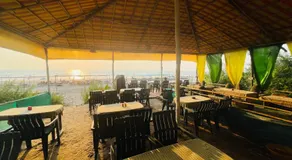 Samantha Inn Beach Resort - Image 4