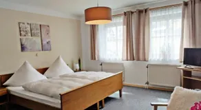 Pension Philippsreut "Zum Pfenniggeiger" Am Goldsteigwanderweg - Image 2