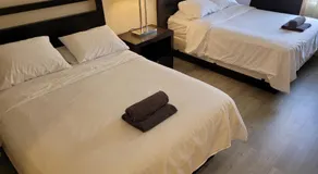 Beverly Hills Nest - Image 4