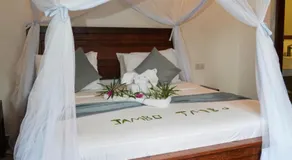 Bustan - Image 2