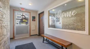 Unit 101 Studio - Image 4