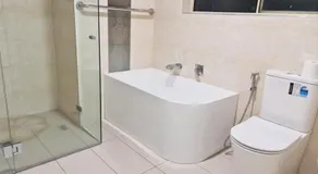 3 Bed Room, Luxury Home - Image 2