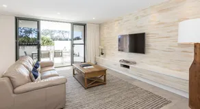 Bay Royal Apartments - Image 3