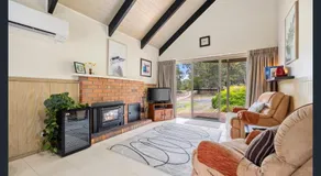 Luxury Spa Villa - Mountain Views Right in Town! - Image 3