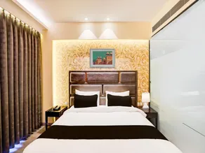 Townhouse Pitampura West Enclave - Image 2