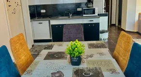 Luxus Apartments - Image 3