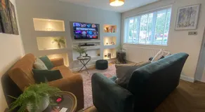 Gig1 Fibre Luxury 3 Bed Contractor Retreat - Image 2